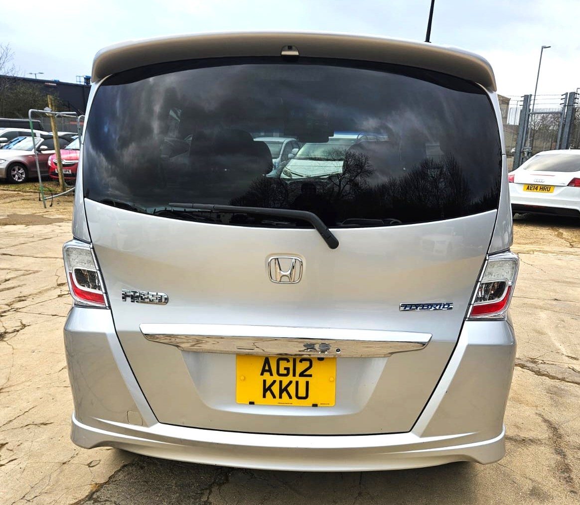 Used Honda Freed 2024 for sale - 76745481: Photo 5