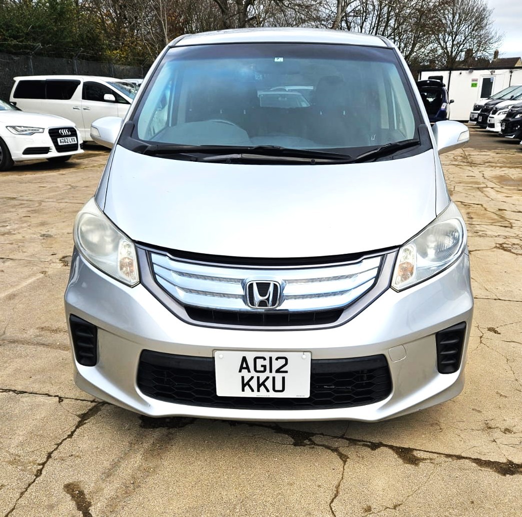 Used Honda Freed 2024 for sale - 76745481: Photo 9