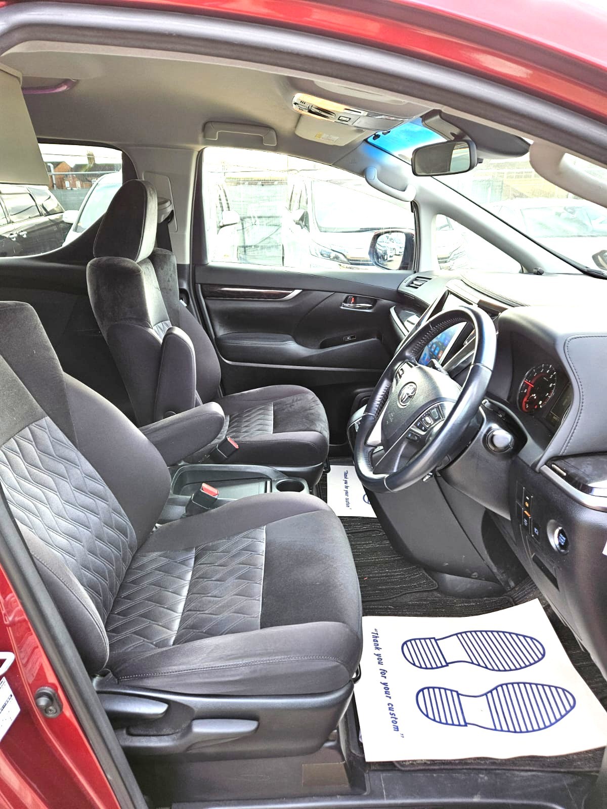 Used Toyota Vellfire 2025 for sale - 77269410: Photo 11