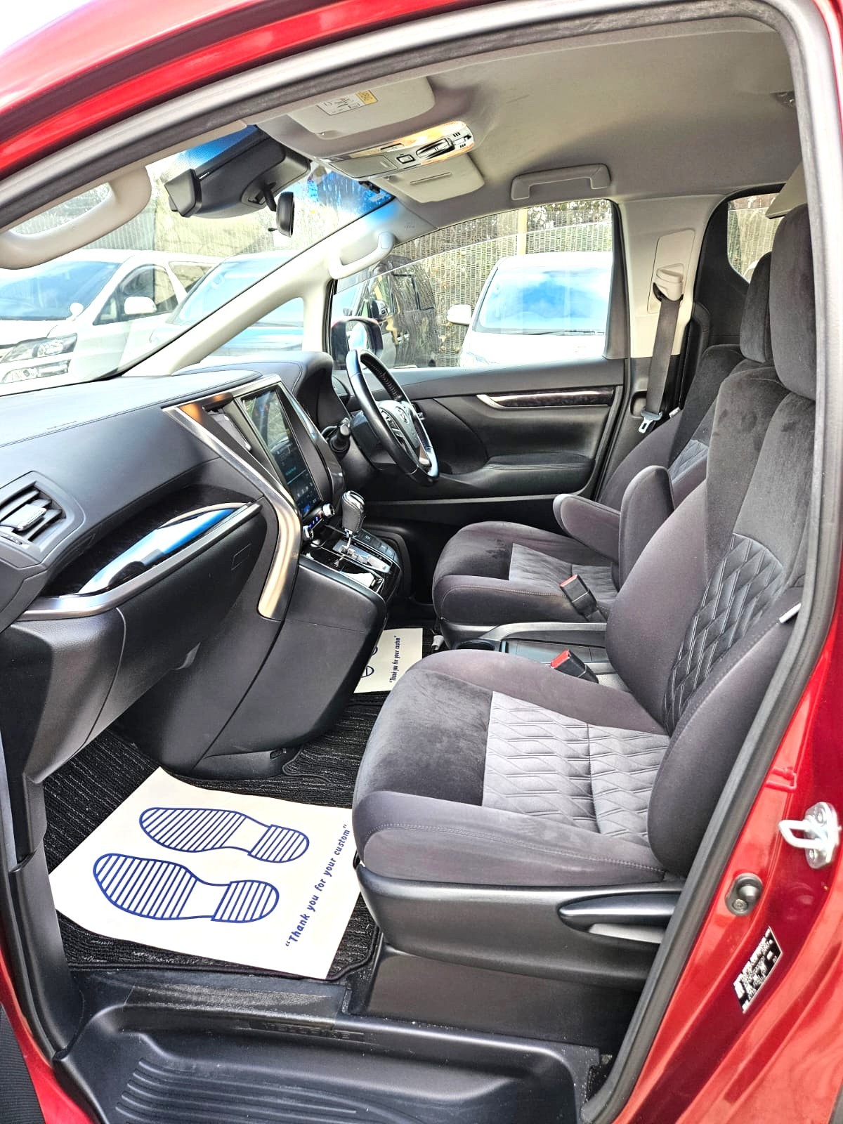 Used Toyota Vellfire 2025 for sale - 77269410: Photo 12