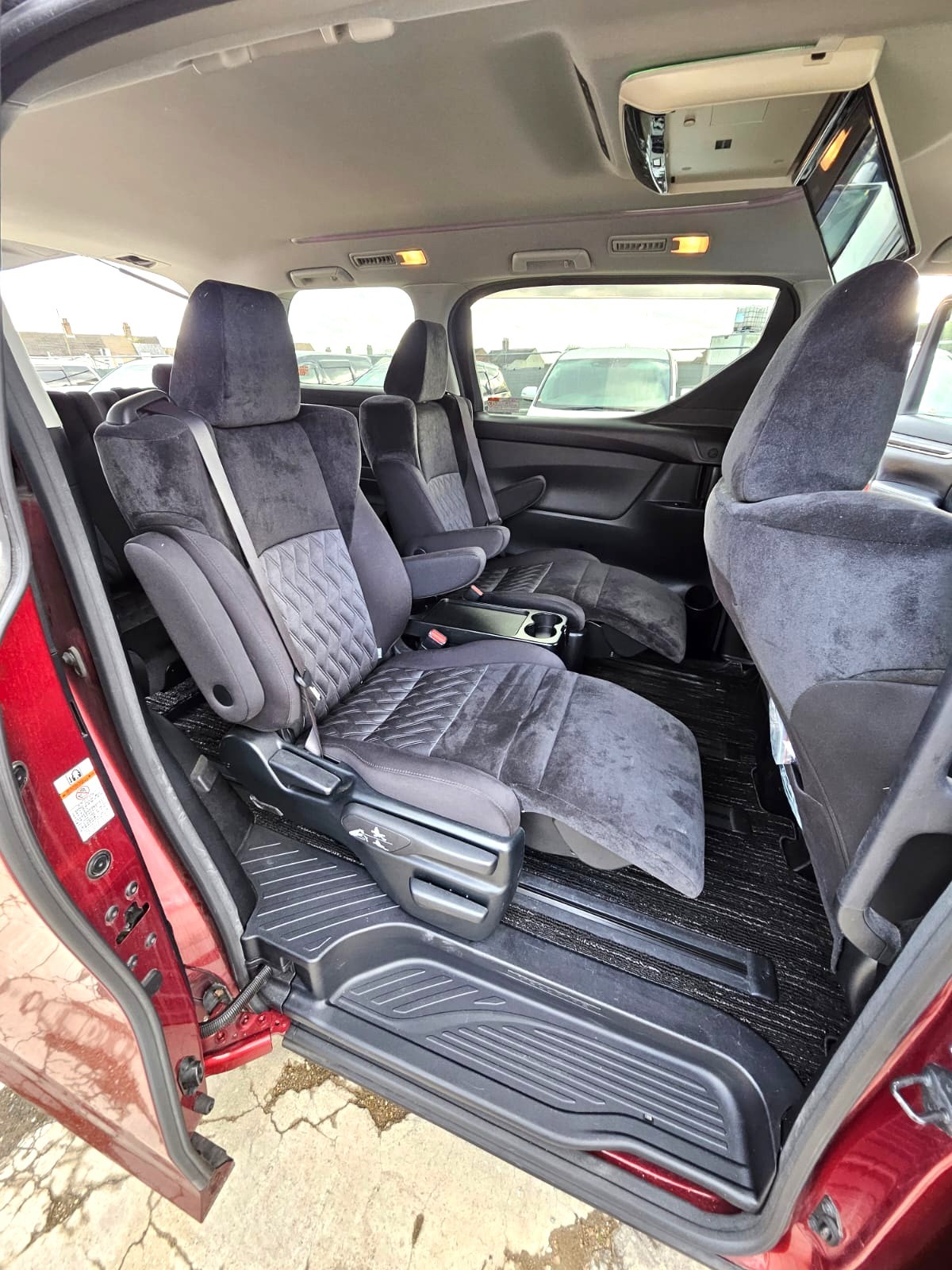 Used Toyota Vellfire 2025 for sale - 77269410: Photo 13