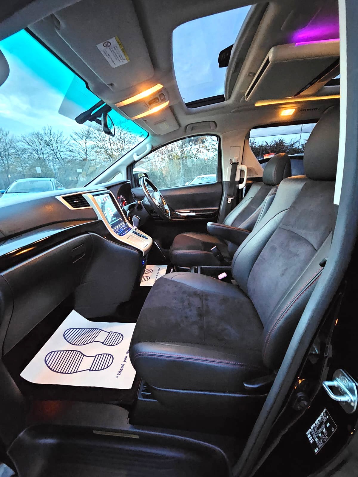 Used Toyota Vellfire 2025 for sale - 76474864: Photo 11