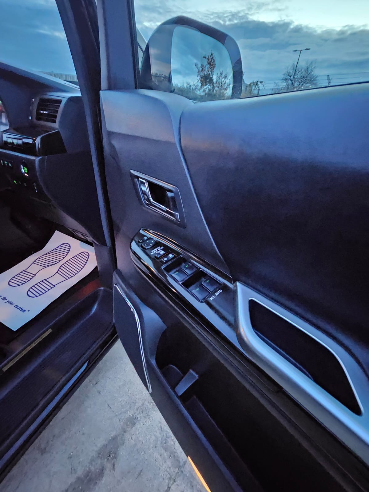 Used Toyota Vellfire 2025 for sale - 76474864: Photo 18