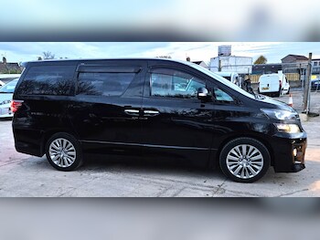Used Toyota Vellfire 2013 for sale - 76474864: Photo