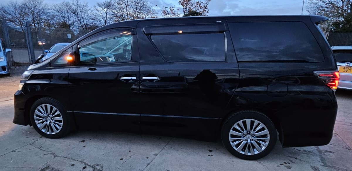 Used Toyota Vellfire 2025 for sale - 76474864: Photo 7