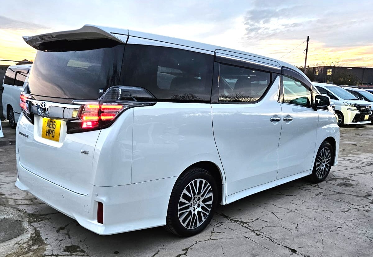 Used Toyota Vellfire 2025 for sale - 76719627: Photo 4