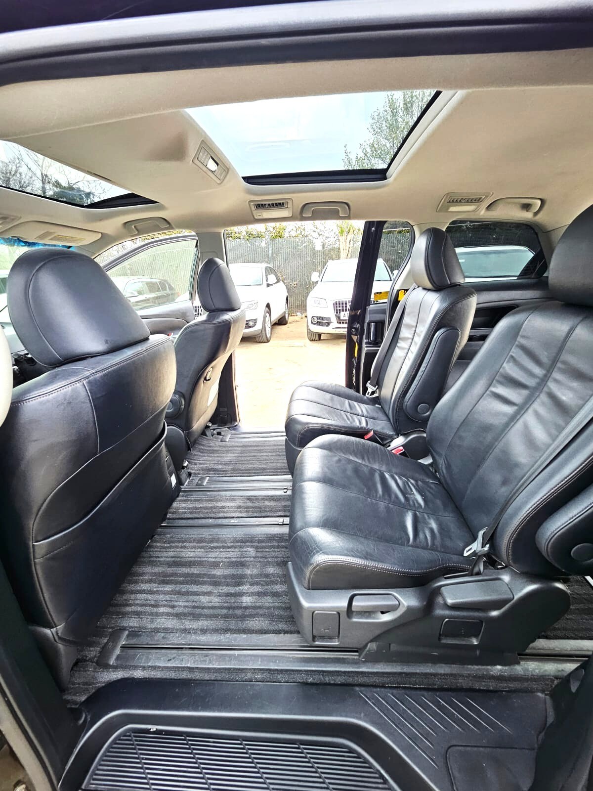 Used Toyota Estima 2026 for sale - 78118124: Photo 15