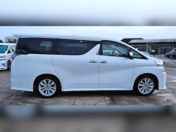 Used Toyota Vellfire 2015 for sale - 77389114: Photo