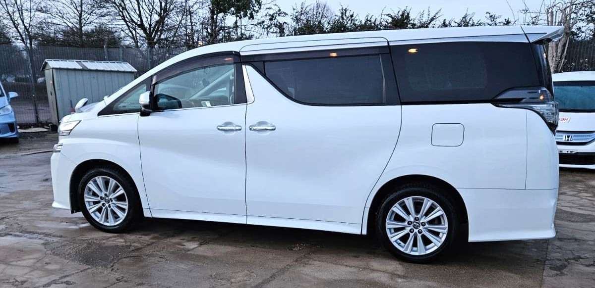 Used Toyota Vellfire 2025 for sale - 77389114: Photo 6