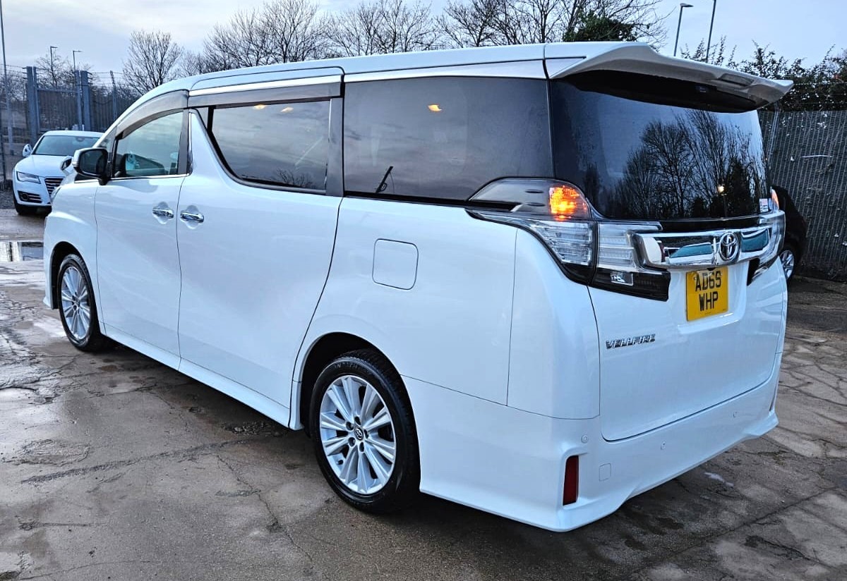 Used Toyota Vellfire 2025 for sale - 77389114: Photo 8