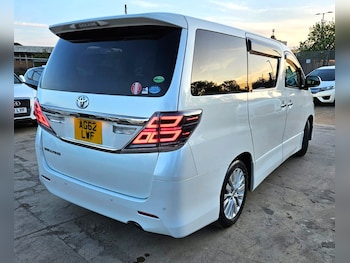 Used Toyota Vellfire 2012 for sale - 78385517: Photo