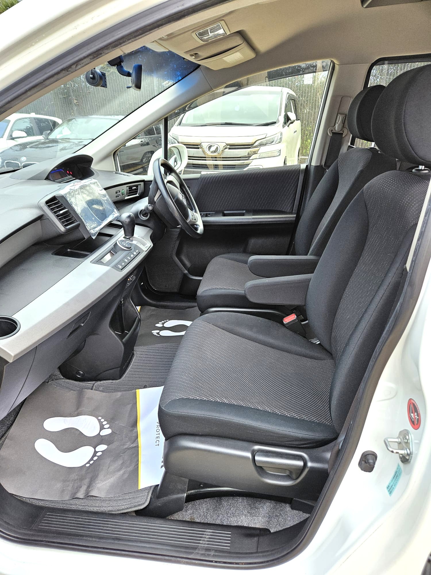 Used Toyota Vellfire 2025 for sale - 77710962: Photo 11