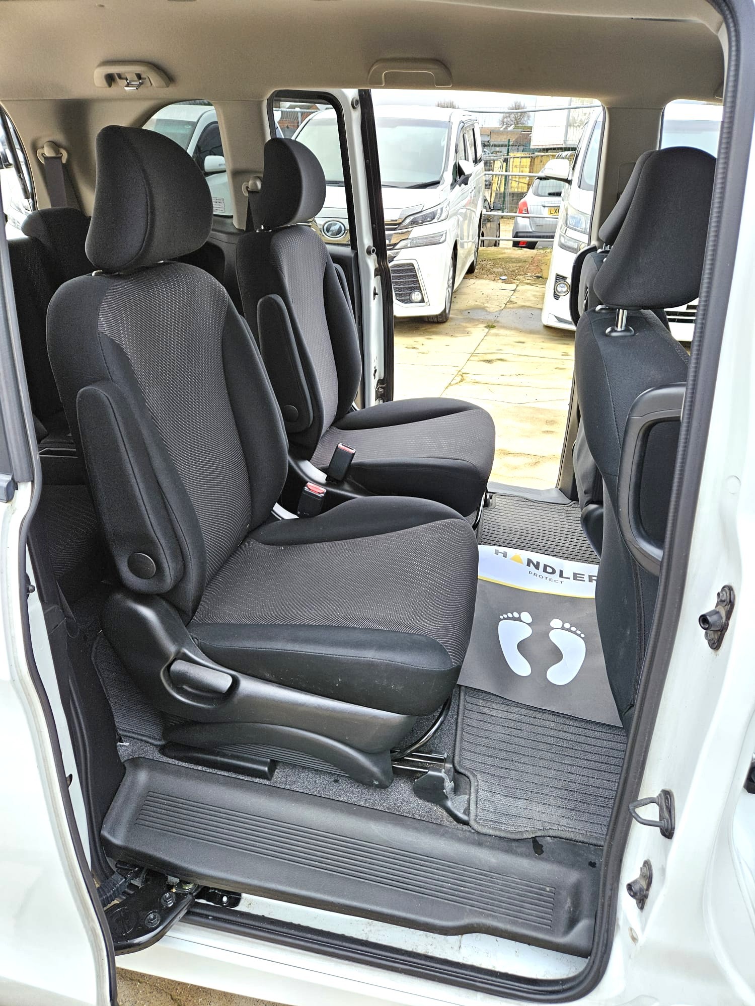 Used Toyota Vellfire 2025 for sale - 77710962: Photo 12