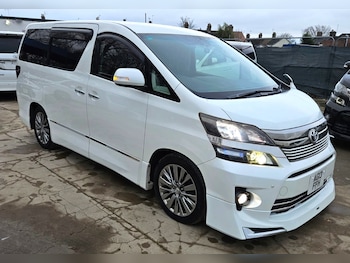 Used Toyota Vellfire 2013 for sale - 78476347: Photo
