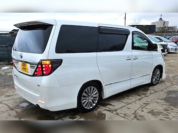 Used Toyota Vellfire 2013 for sale - 78476347: Photo