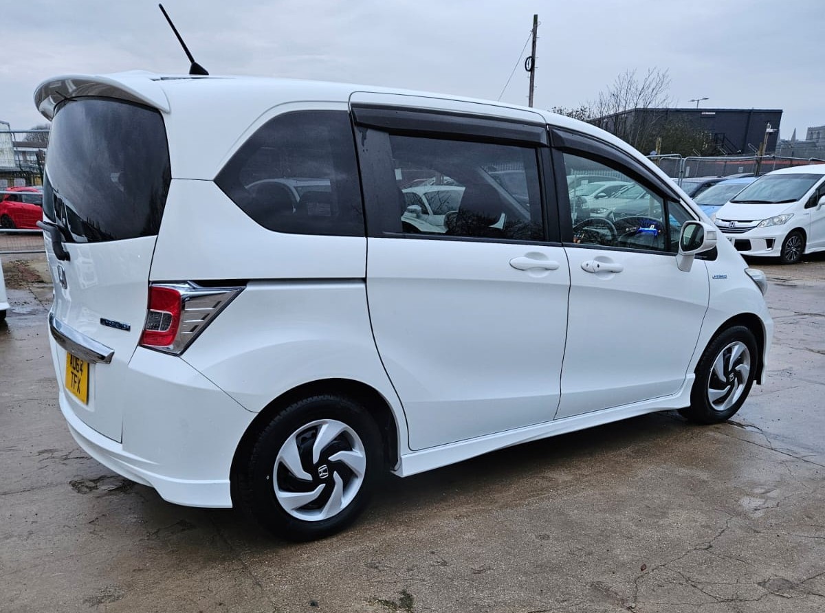 Used Honda Freed for sale - 77244695: Photo 4