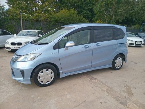 Used Honda Freed 2025 for sale - 75679606: Photo 3