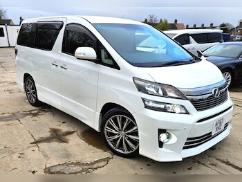 Used Toyota Vellfire 2014 for sale - 78956471: Photo