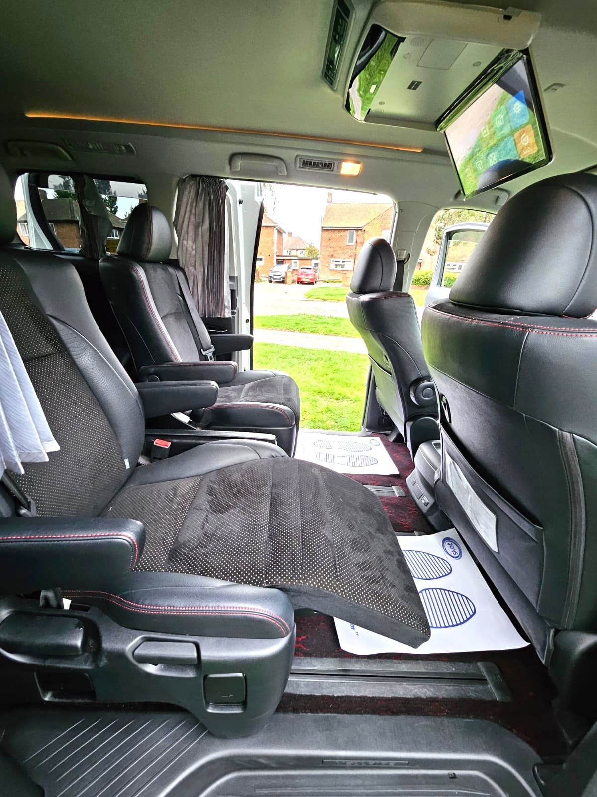 Used Toyota Vellfire 2025 for sale - 76112748: Photo 12