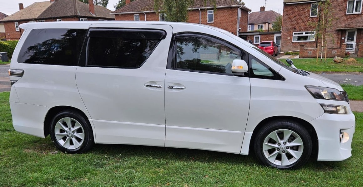 Used Toyota Vellfire 2025 for sale - 76112748: Photo 3