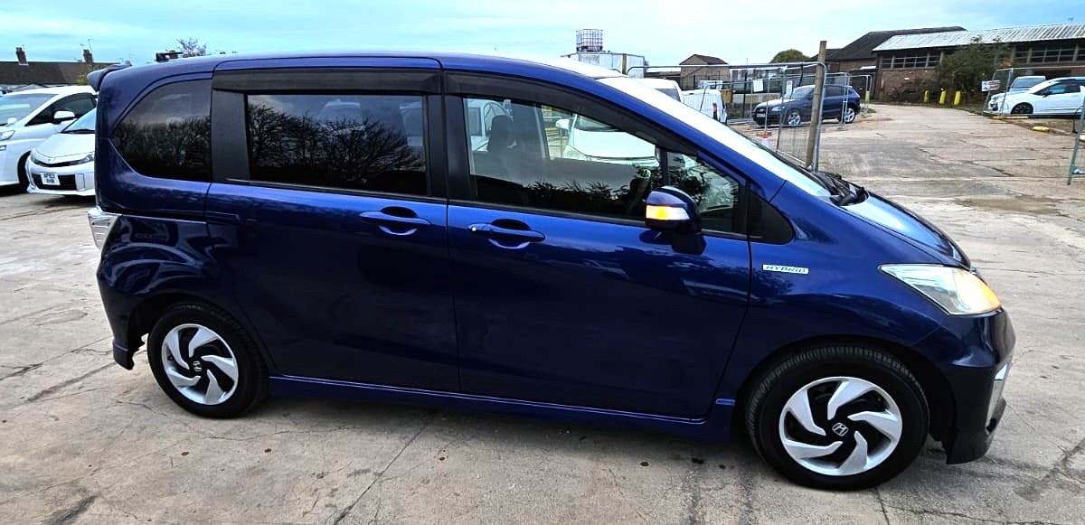 Used Honda Freed 2025 for sale - 76441867: Photo 3