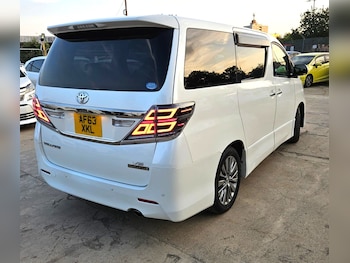 Used Toyota Estima 2014 for sale - 79037480: Photo
