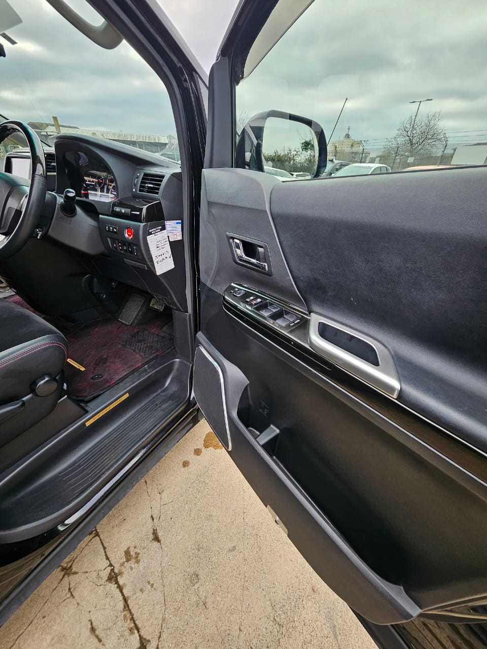 Used Toyota Vellfire 2025 for sale - 77269409: Photo 19