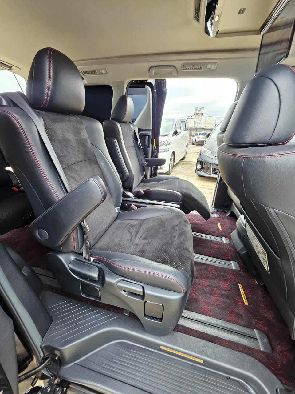 Used Toyota Vellfire 2025 for sale - 77269409: Photo 20