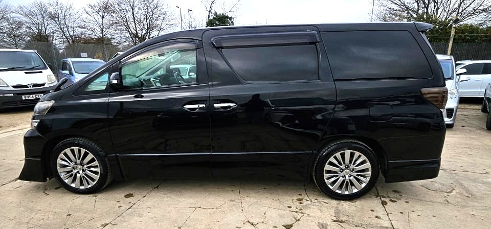 Used Toyota Vellfire 2025 for sale - 77269409: Photo 8