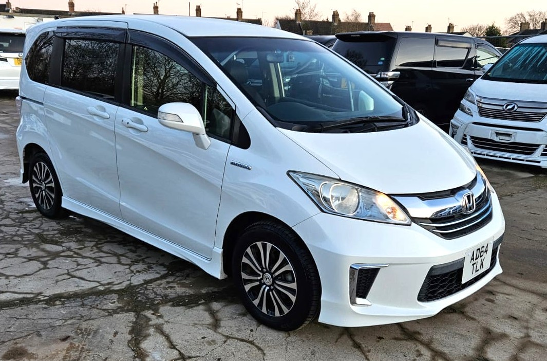 Used Honda Freed 2025 for sale - 77084938: Photo 2