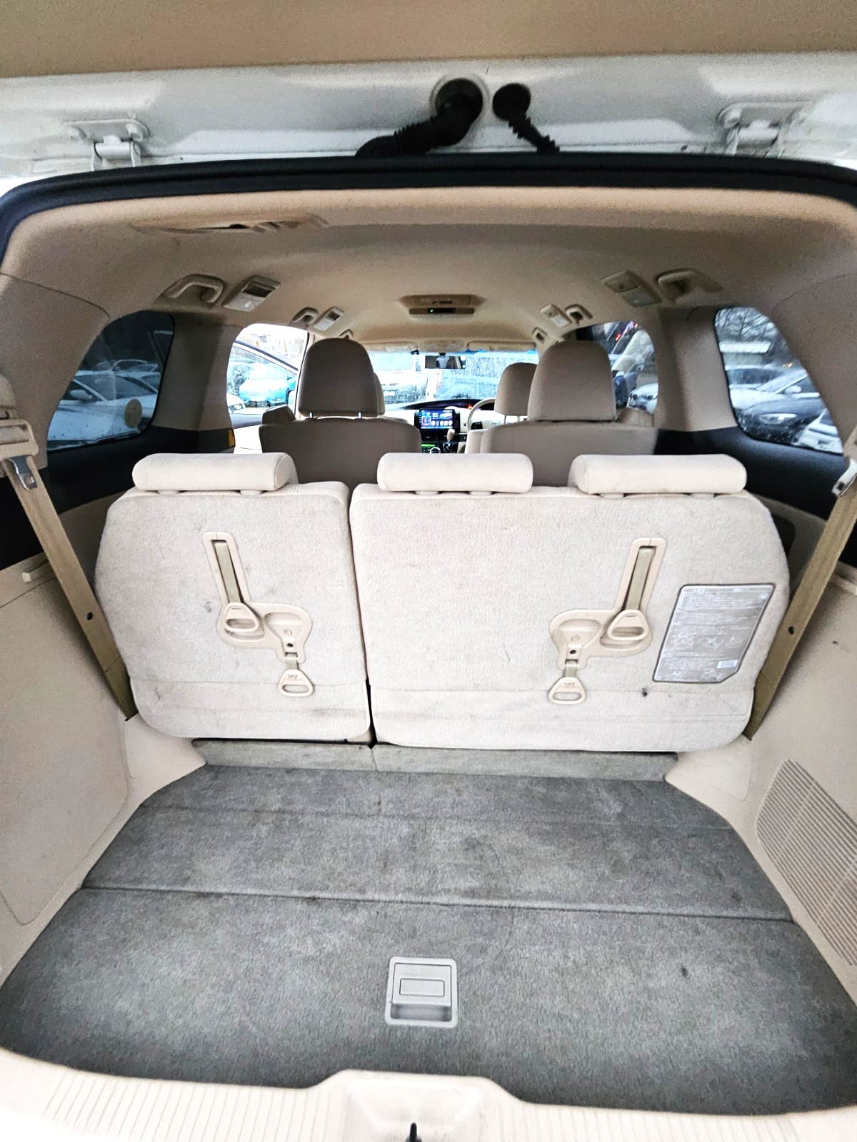 Used Toyota Estima 2025 for sale - 77281180: Photo 15