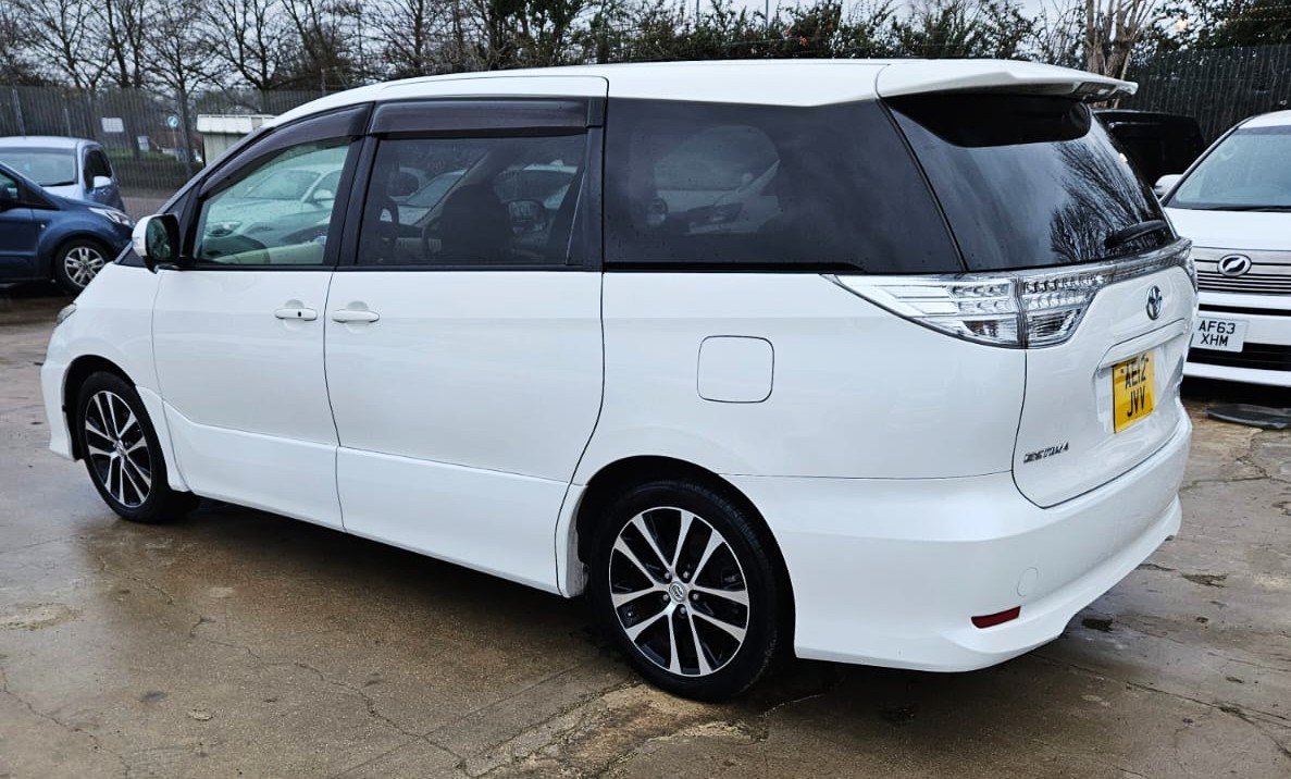 Used Toyota Estima 2025 for sale - 77281180: Photo 6