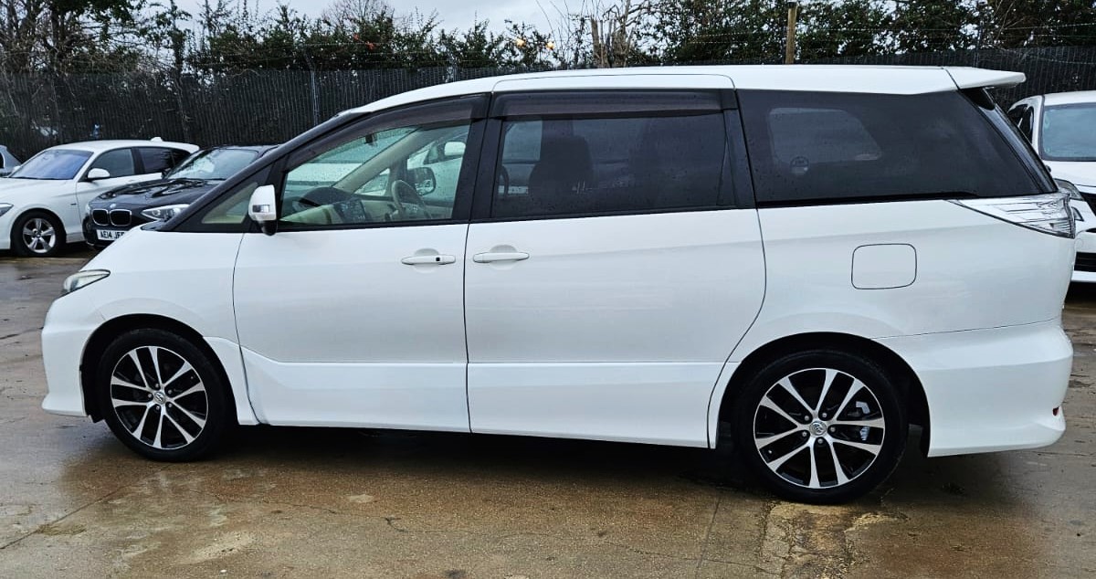 Used Toyota Estima 2025 for sale - 77281180: Photo 7