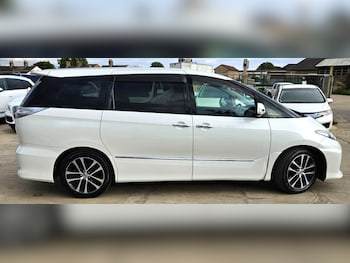 Used Toyota Estima 2015 for sale - 79474948: Photo