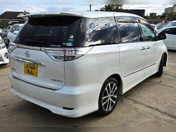 Used Toyota Estima 2015 for sale - 79474948: Photo