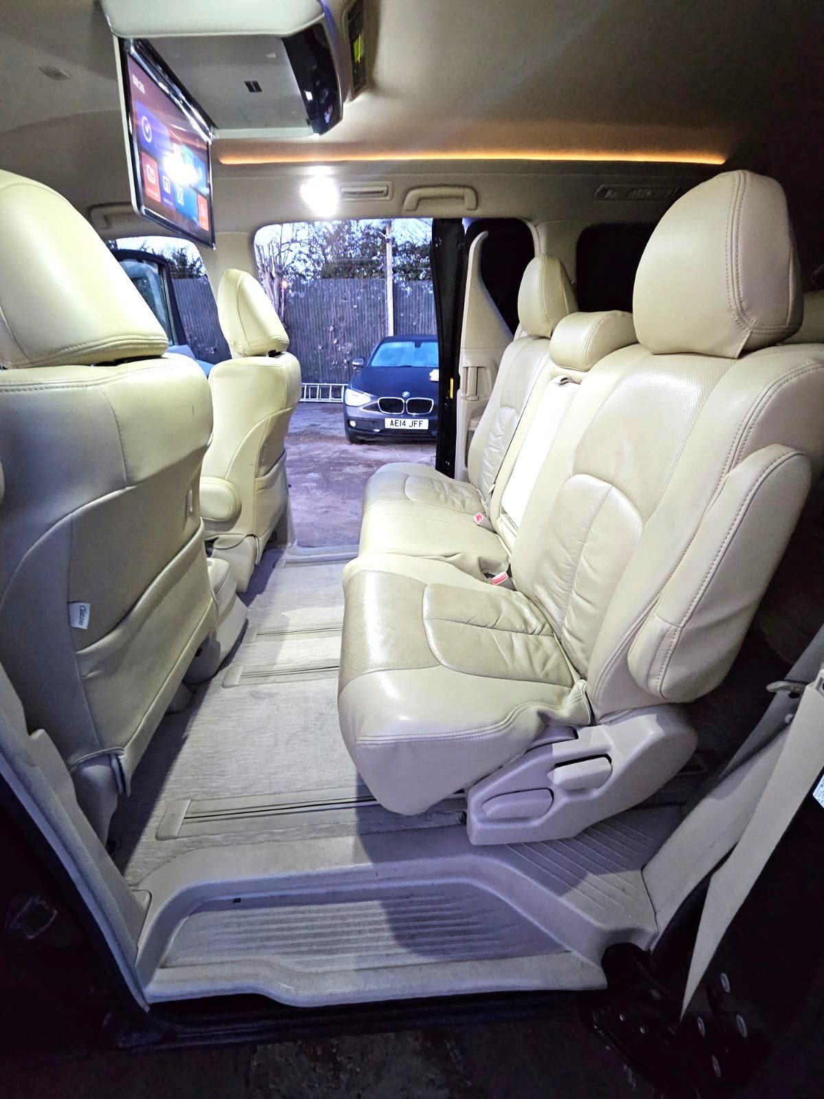 Used Toyota Vellfire 2025 for sale - 77018441: Photo 13