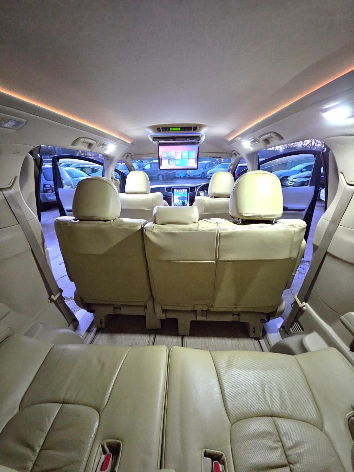 Used Toyota Vellfire 2025 for sale - 77018441: Photo 14