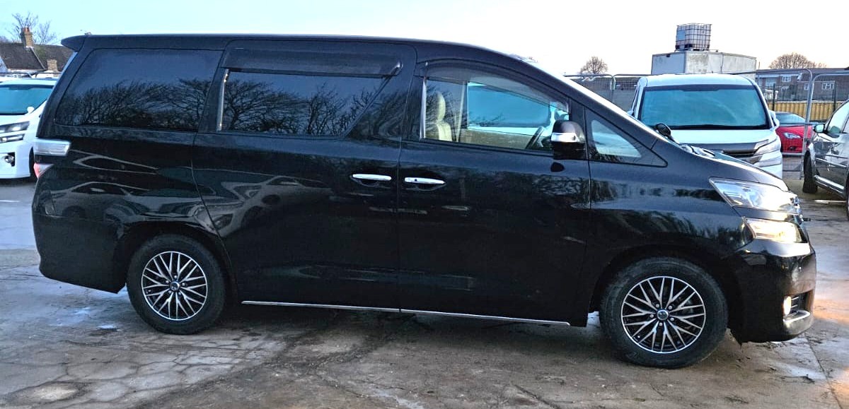 Used Toyota Vellfire 2025 for sale - 77018441: Photo 3