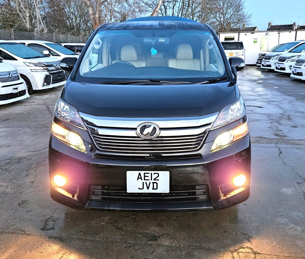 Used Toyota Vellfire 2025 for sale - 77018441: Photo 5