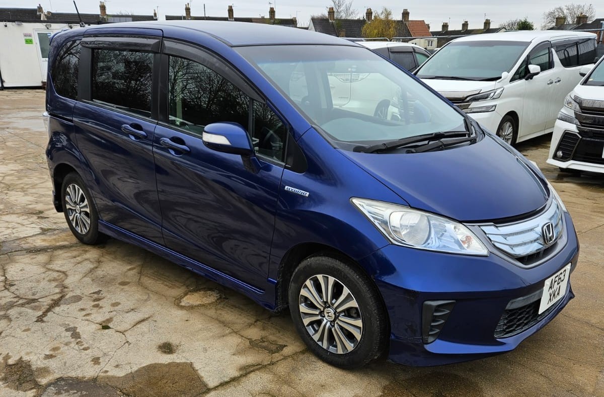 Used Honda Freed 2025 for sale - 76977995: Photo 2