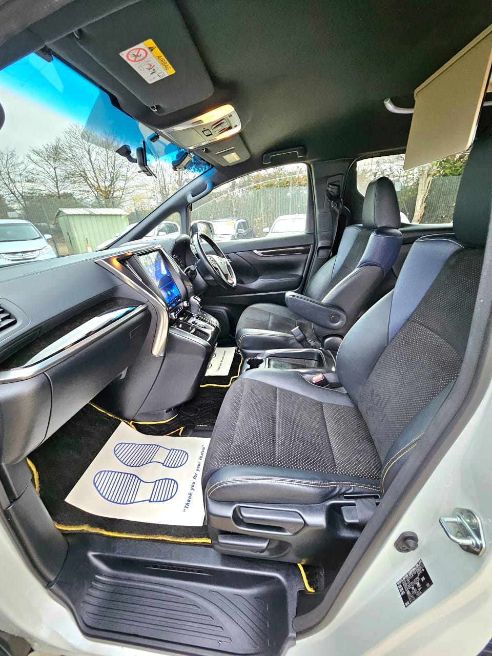 Used Toyota Vellfire 2025 for sale - 76528789: Photo 12