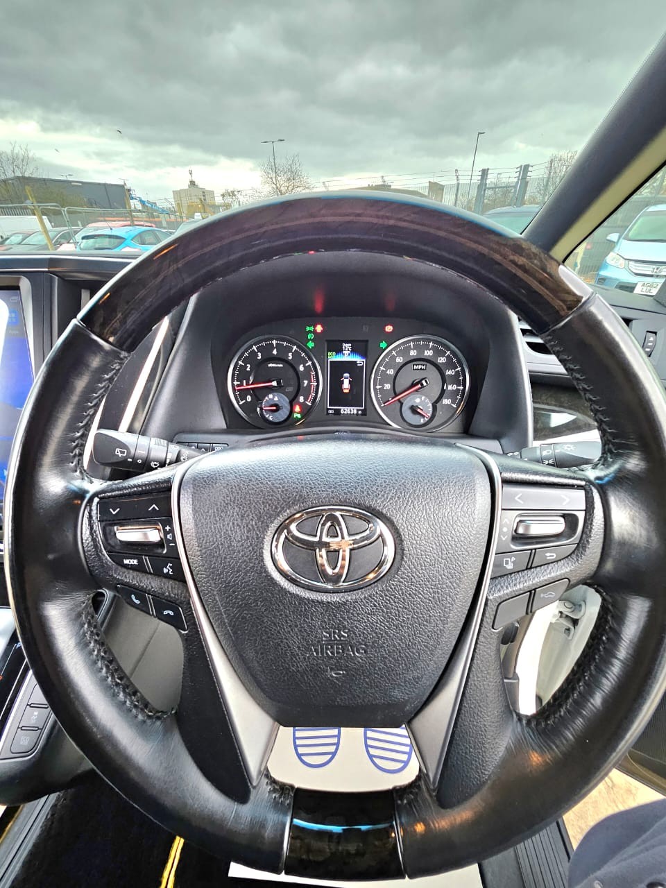 Used Toyota Vellfire 2025 for sale - 76528789: Photo 23