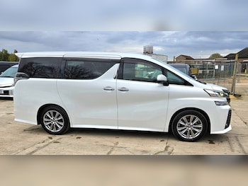 Used Toyota Vellfire 2018 for sale - 76528789: Photo