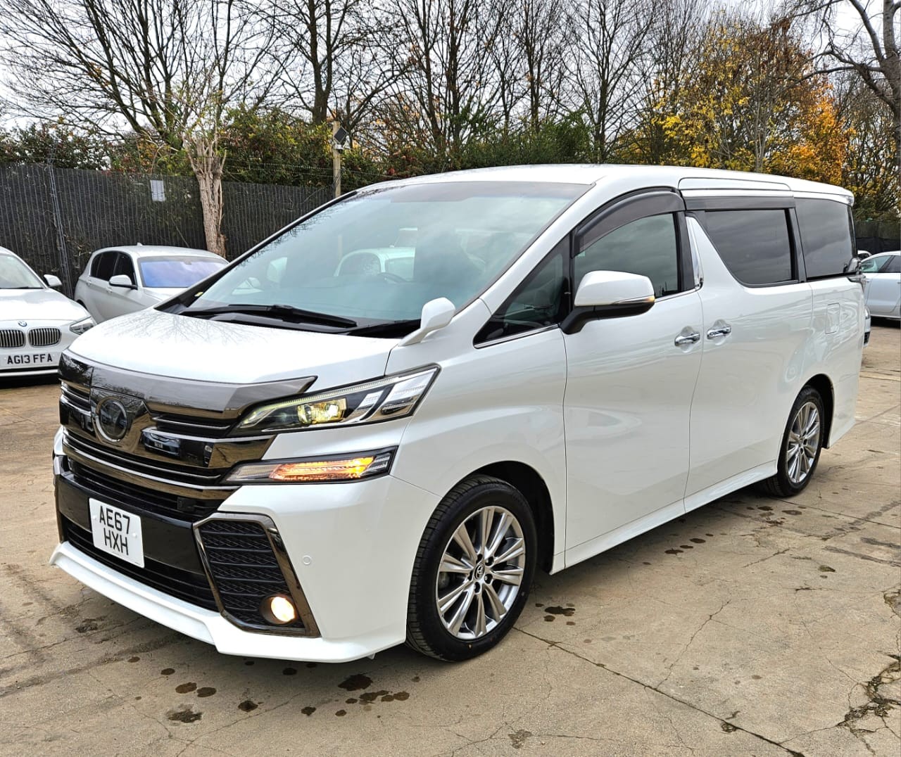Used Toyota Vellfire 2025 for sale - 76528789: Photo 8