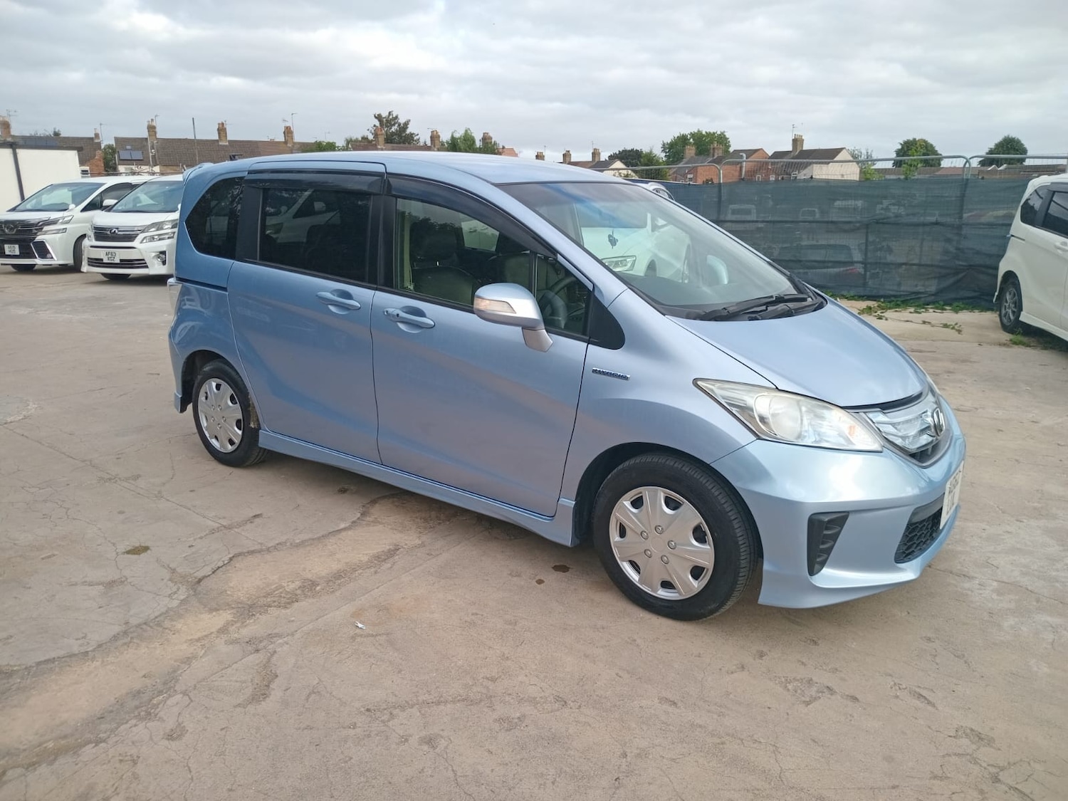 Used Honda Freed 2025 for sale - 77018436: Photo 2