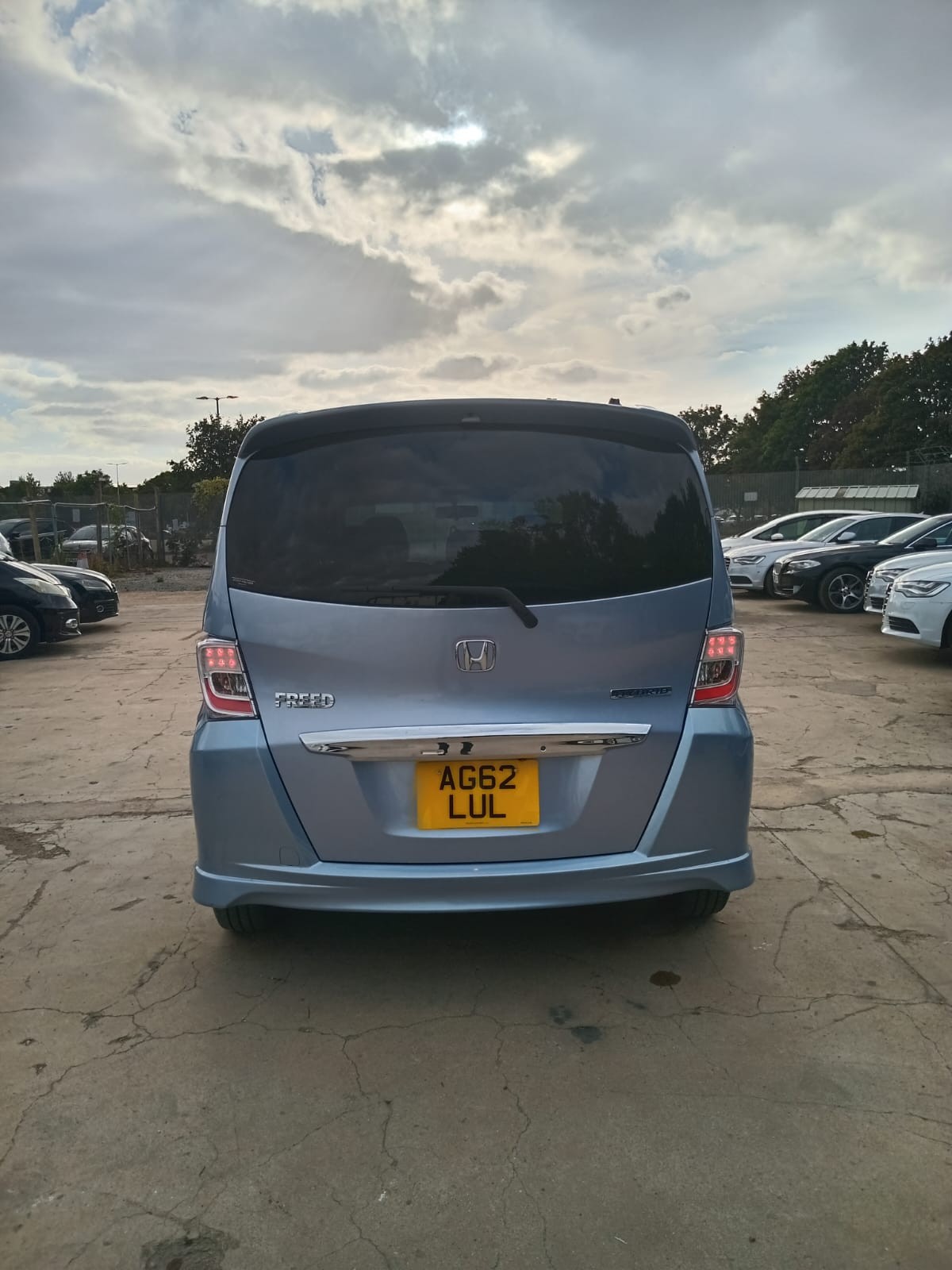 Used Honda Freed 2025 for sale - 77018436: Photo 4