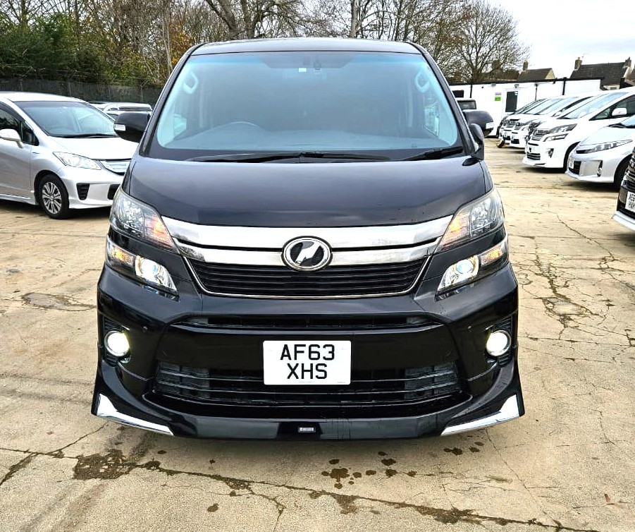 Used Toyota Vellfire 2025 for sale - 76648118: Photo 11