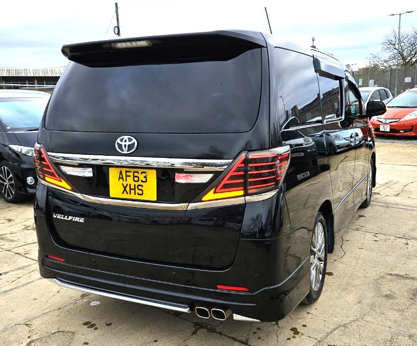 Used Toyota Vellfire 2025 for sale - 76648118: Photo 5