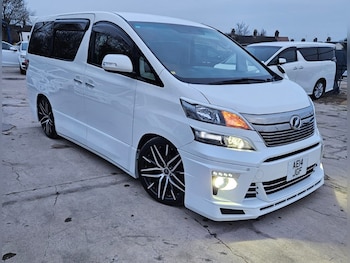 Used Toyota Vellfire 2014 for sale - 77333265: Photo