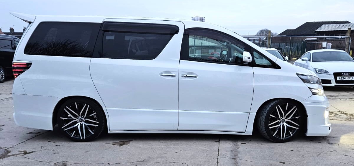 Used Toyota Vellfire 2025 for sale - 77333265: Photo 3